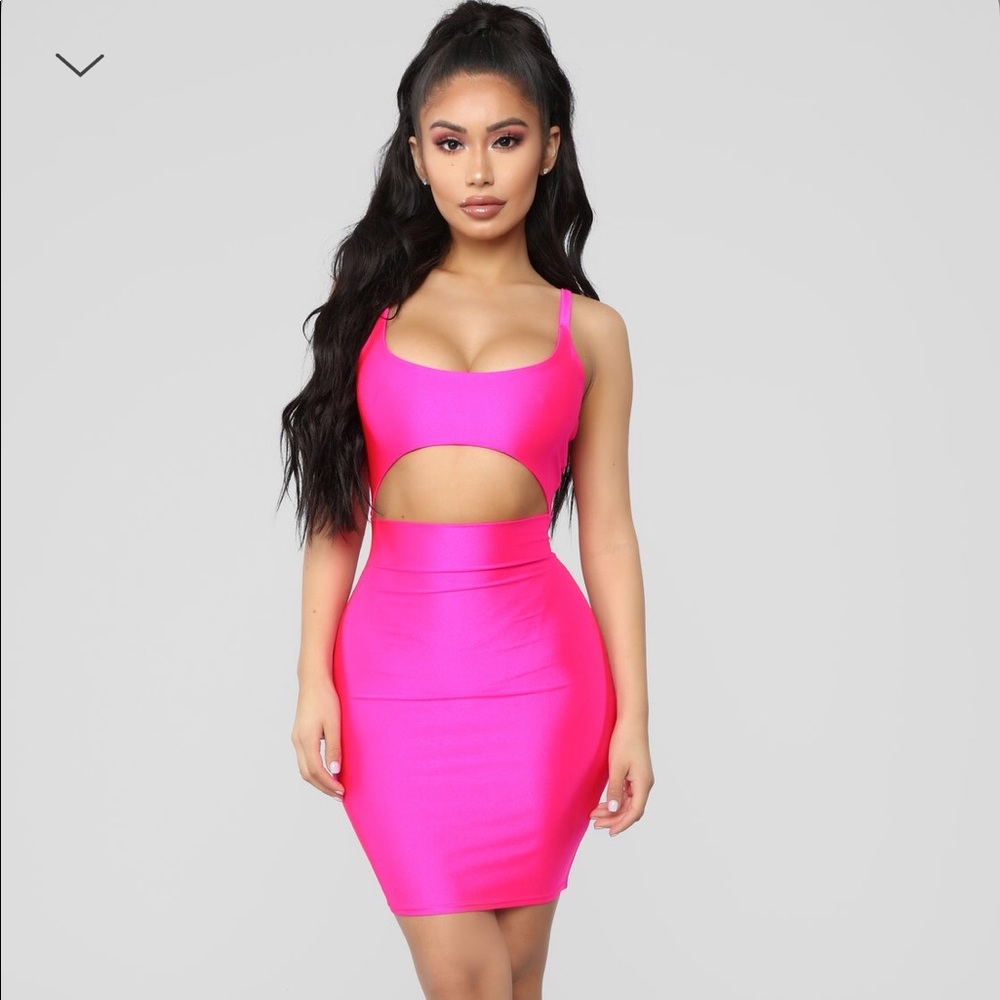 Brand New never worn fun trendy dress!!